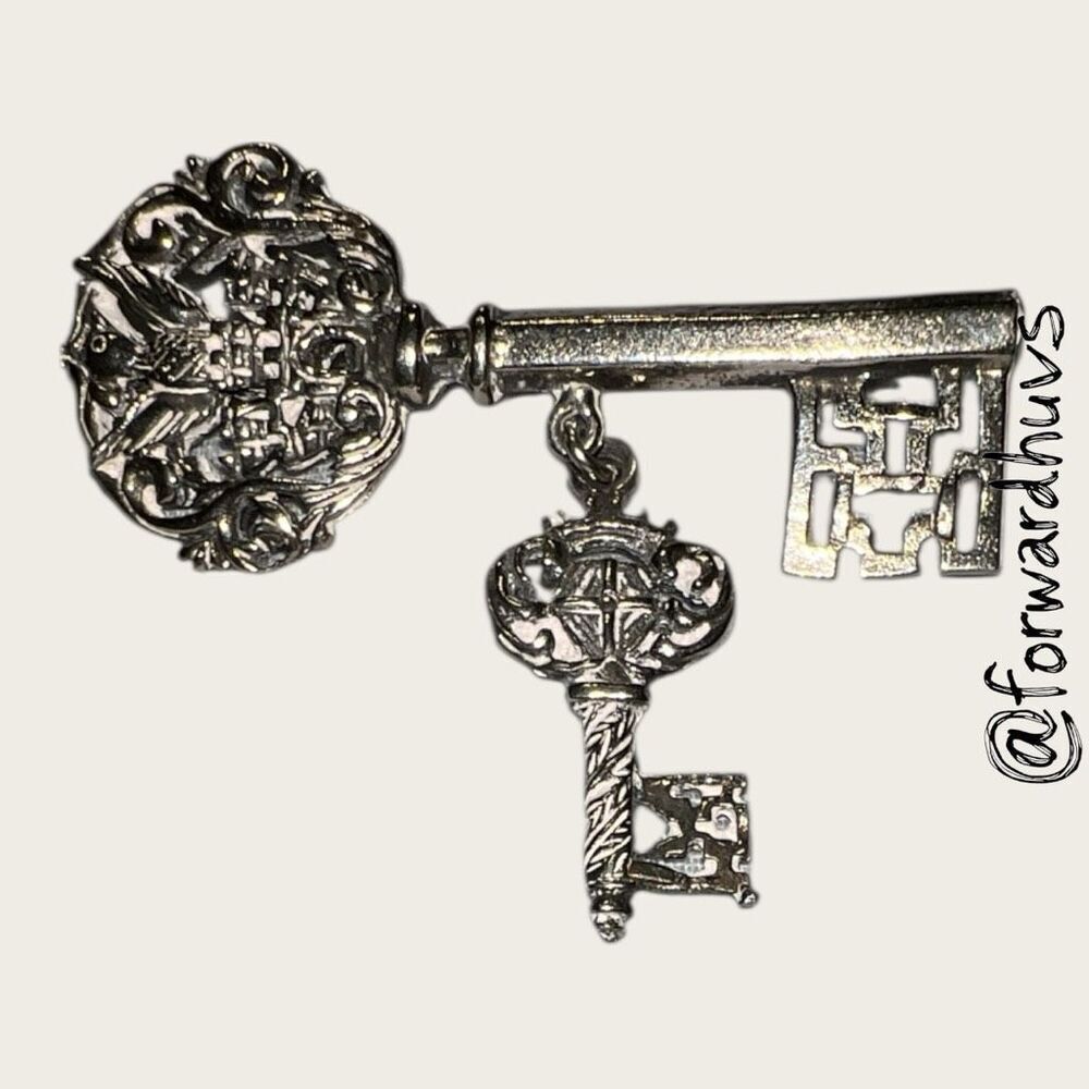 Vintage Ornate Key Brooch with Hanging Charm – Dual Key Design